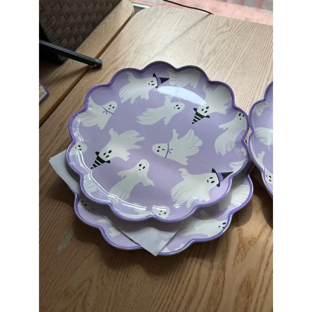 New Hyde and Eek 4pc Ghost👻 Plate Set Lilac Lavender Dishwasher Safe size 10.5”